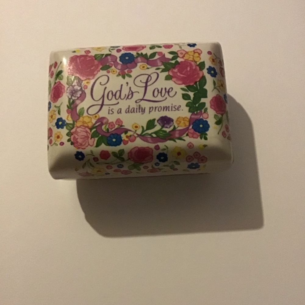 God’s Love Scripture Box